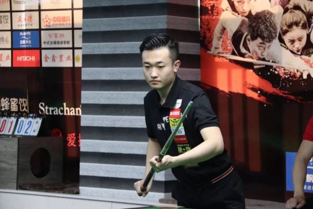 边路轮换 边路轮换